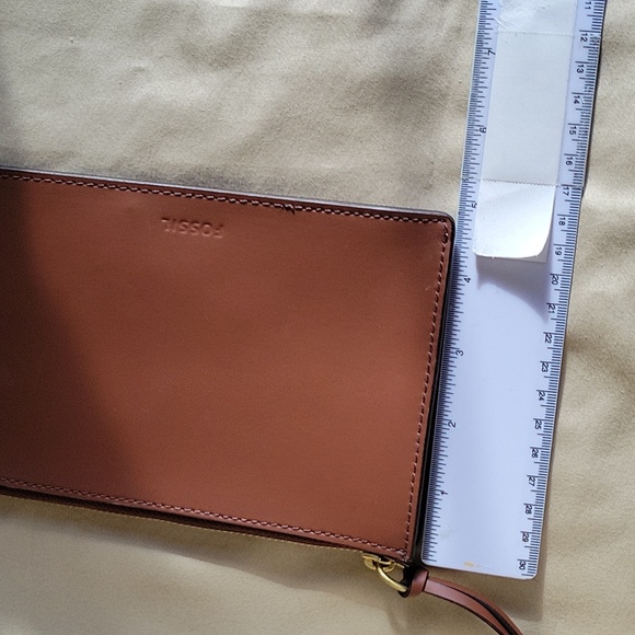 Fossil pouch - Picture 4 of 4